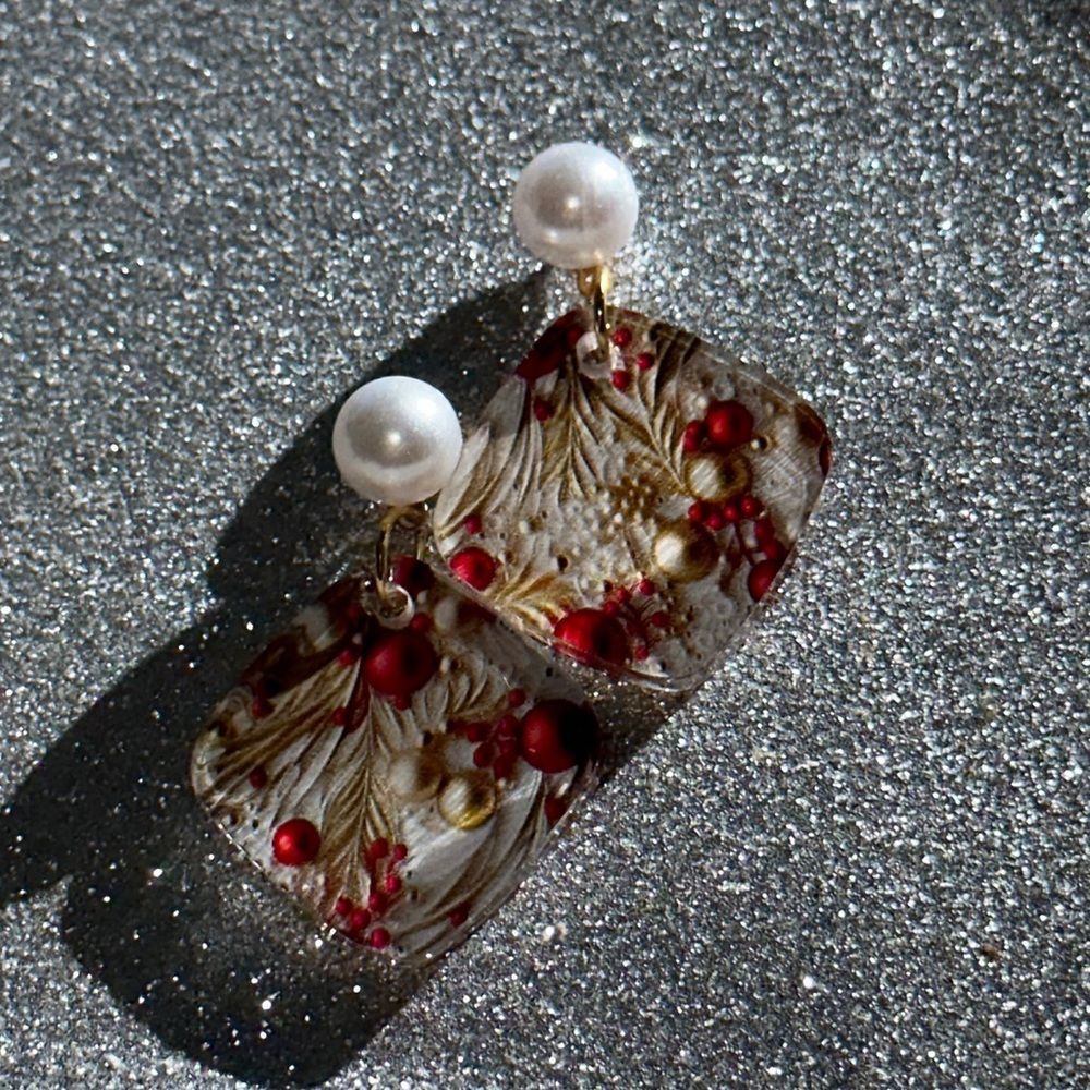 Pearl dangle earrings